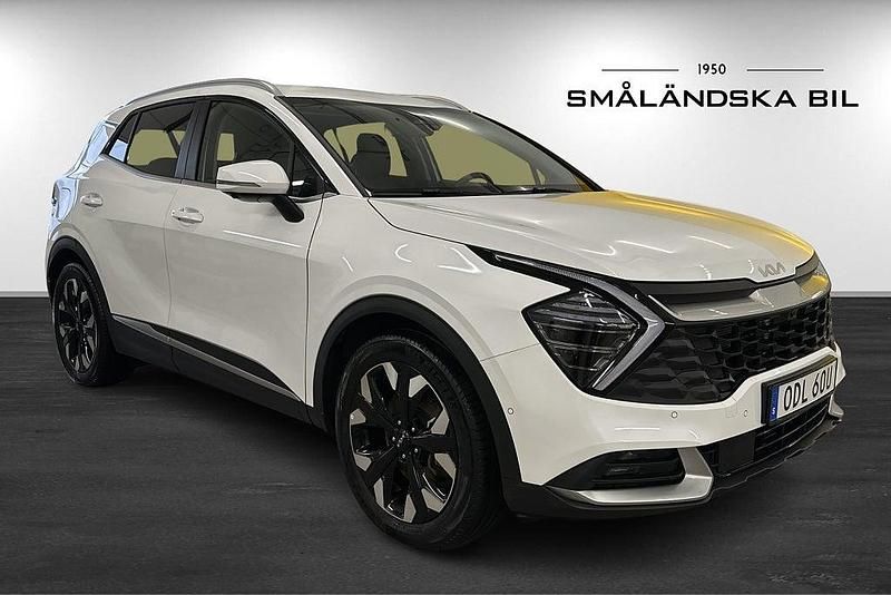Begagnad Kia Sportage Advance 252 HK (185 kW) 2024 Vit SUV
