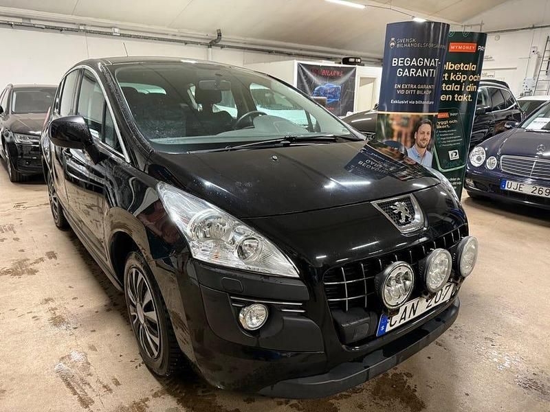 Svart Begagnad 2011 Peugeot 3008 Kombi | 49 800 kr (Bra pris) - Bild 1/4