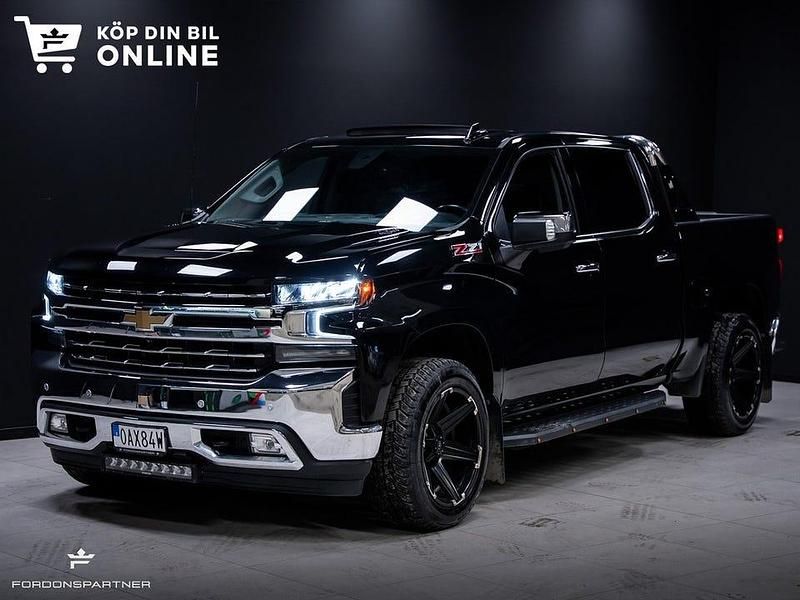 Begagnad Chevrolet Silverado 282 HK (207 kW) 2020 Svart