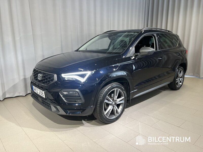 Svart Begagnad 2021 Seat Ateca FR SUV | 279 900 kr (Marknadspris) - Bild 1/4