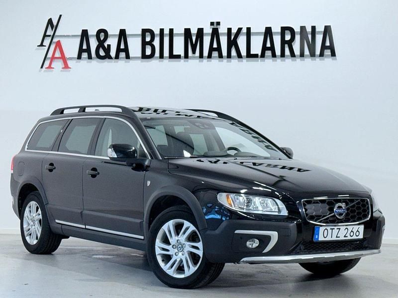 Svart Begagnad 2015 Volvo XC70 Summum SUV | 229 900 kr (Marknadspris) - Bild 1/4
