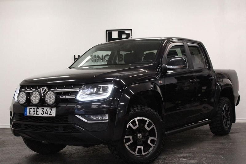 Svart Begagnad 2019 VW Amarok Pickup | 219 900 kr (Marknadspris) - Bild 1/4