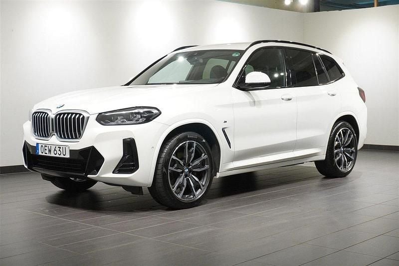 Vit Begagnad 2021 BMW X3 M Sport SUV | 499 800 kr (Dyr) - Bild 1/4