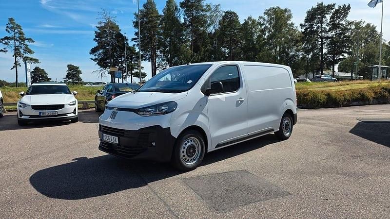 Vit Ny 2025 Fiat Scudo Van | 395 900 kr (Marknadspris) - Bild 1/4