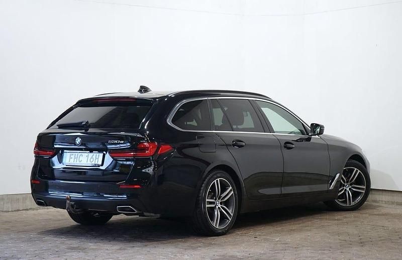 Begagnad BMW 530 M Sport 292 HK (214 kW) 2021 Svart Kombi