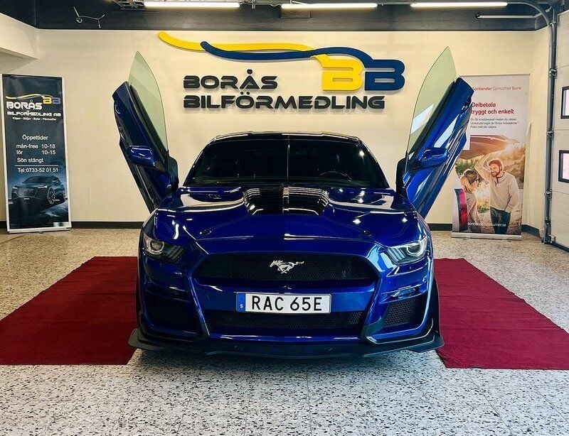 Begagnad Ford Mustang 301 HK (221 kW) 2015 Blå Sportkupé