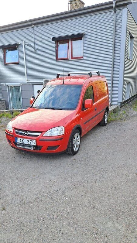 Röd Begagnad 2008 Opel Combo Minibuss | 15 000 kr (Bra pris) - Bild 1/4