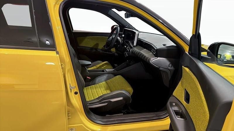 Ny Renault R5 Iconic 11 kW (15 HK) 2025 Gul Halvkombi