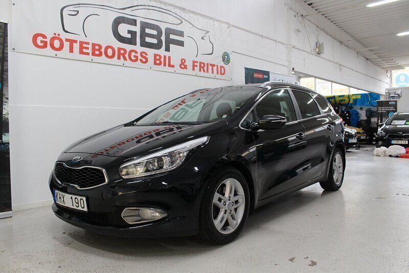 Svart Begagnad 2013 Kia Ceed Sportswagon Comfort Kombi | 84 900 kr (Lite dyr) - Bild 1/3