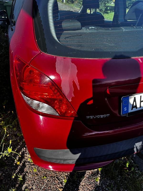 Begagnad Peugeot 207 73 HK (53 kW) 2010 Halvkombi