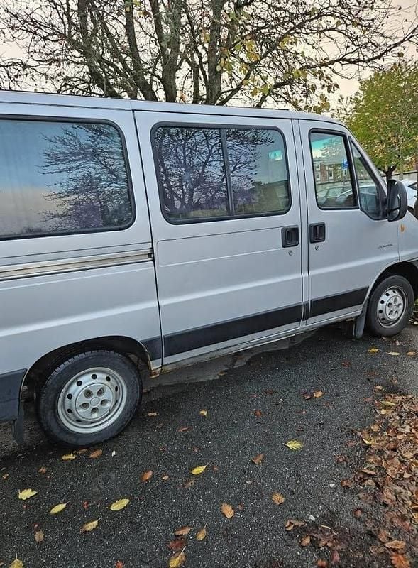 Silver Begagnad 2006 Citroën Jumper Minibuss | 60 500 kr - Bild 1/4
