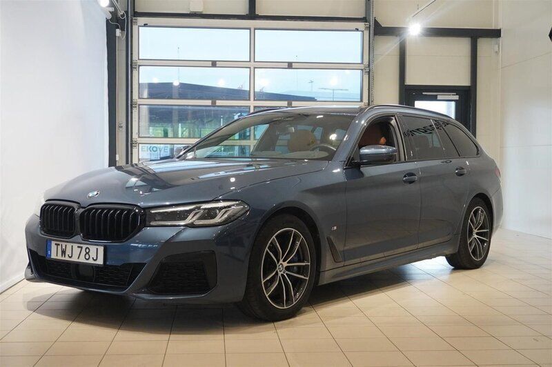 Begagnad BMW 530 Comfort Edition 286 HK (210 kW) 2023 Okänd Kombi