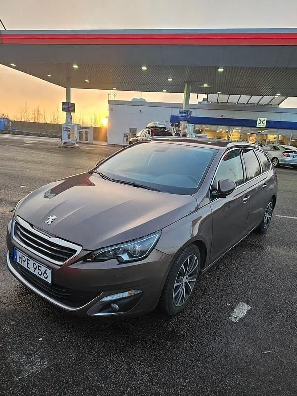 Begagnad 2014 Peugeot 308 SW Kombi | 69 000 kr (Marknadspris) - Bild 1/4
