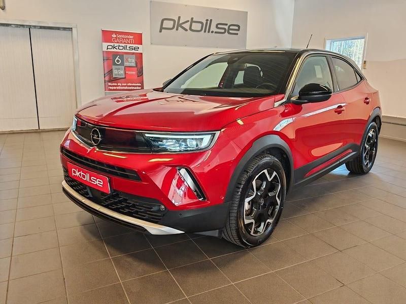 Röd Begagnad 2021 Opel Mokka-e Ultimate SUV | 199 000 kr (Marknadspris) - Bild 1/4