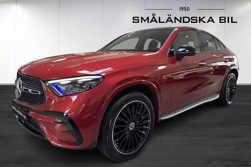 Begagnad Mercedes GLC300 AMG line 333 HK (244 kW) 2024 Röd Sportkupé