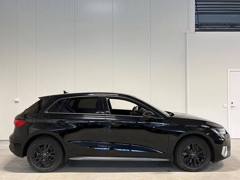 Begagnad Audi A3 Comfort 150 HK (110 kW) 2020 Svart Sedan