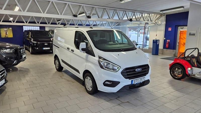 Begagnad Ford Transit Custom 131 HK (96 kW) 2022 Vit
