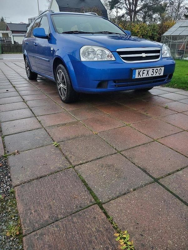 Blå Begagnad 2010 Chevrolet Nubira Kombi | 15 000 kr - Bild 1/4