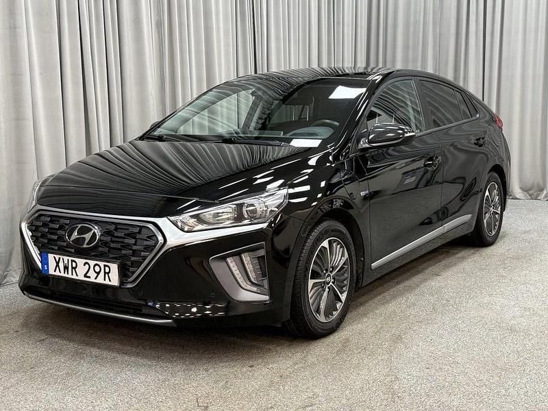 Black noir pearl Begagnad 2020 Hyundai Ioniq Trend Halvkombi | 159 900 kr (Superpris) - Bild 1/4