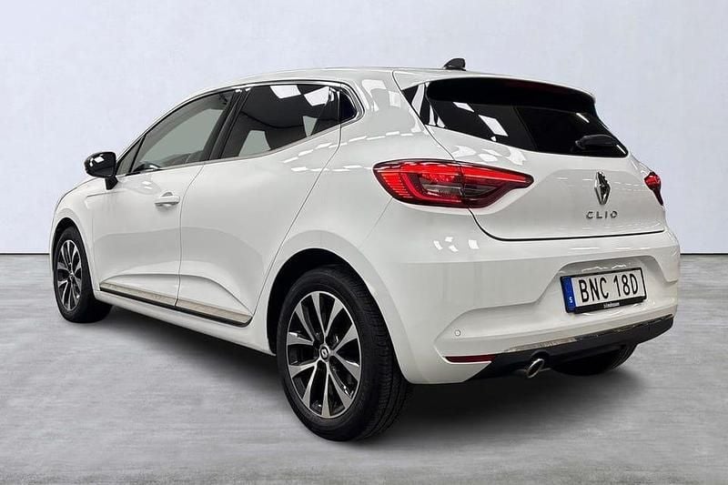 Begagnad Renault Clio V Techno 91 HK (66 kW) 2022 Vit Halvkombi