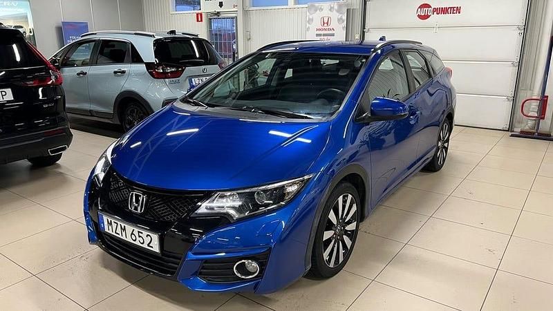 Blå Begagnad 2015 Honda Civic Elegance Kombi | 154 900 kr (Marknadspris) - Bild 1/4