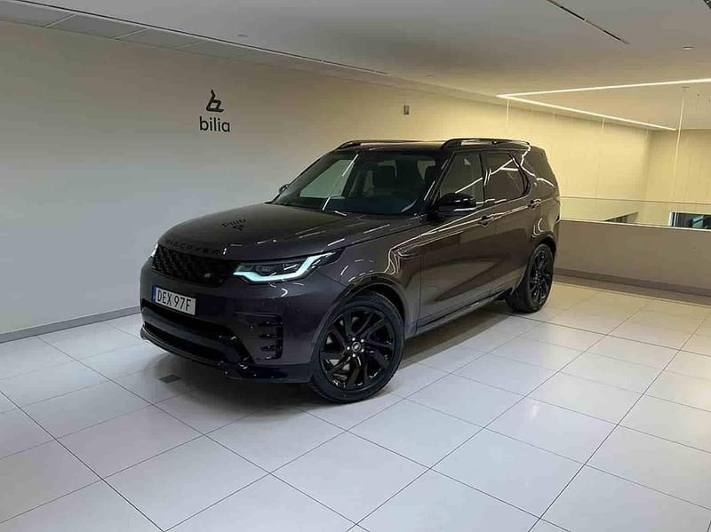 Grå Begagnad 2024 Land Rover Discovery 5 SE Dynamic SUV | 1 129 000 kr - Bild 1/1