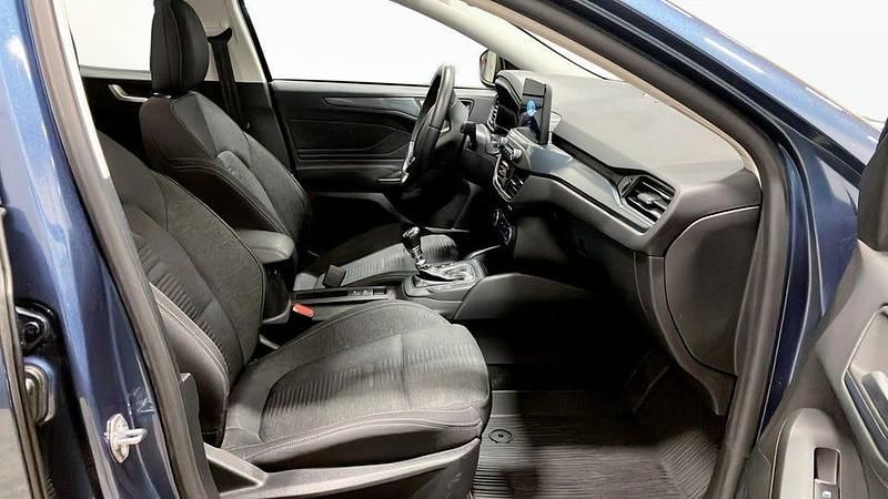 Begagnad Ford Focus Active 125 HK (91 kW) 2021 Blå Kombi