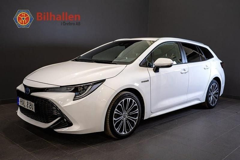 Vit Begagnad 2019 Toyota Corolla Style Kombi | 219 900 kr (Bra pris) - Bild 1/4
