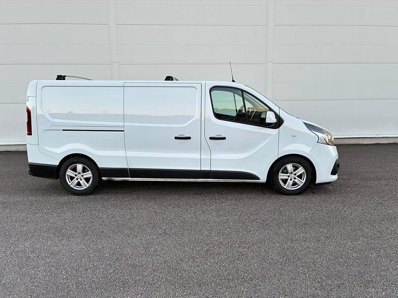 Begagnad 2021 Nissan NV300 Van | 140 000 kr (Superpris) - Bild 1/4