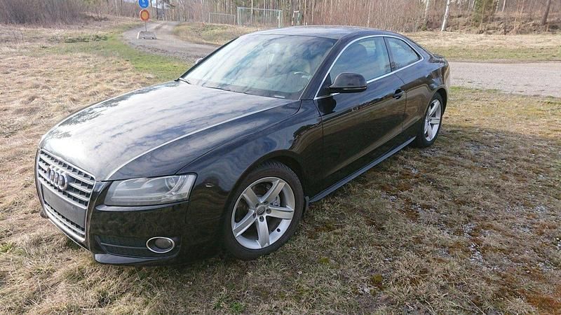 Begagnad Audi A5 Comfort 170 HK (125 kW) 2008 Svart Sportkupé