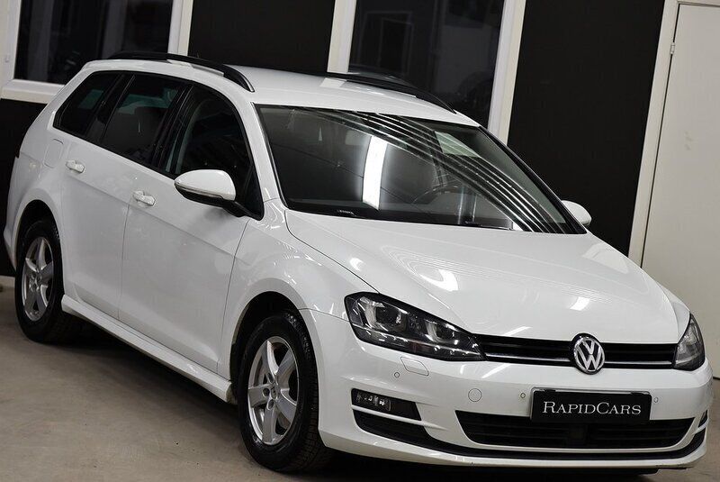 Vit Begagnad 2015 VW Golf VII Kombi | 129 900 kr (Marknadspris) - Bild 1/4