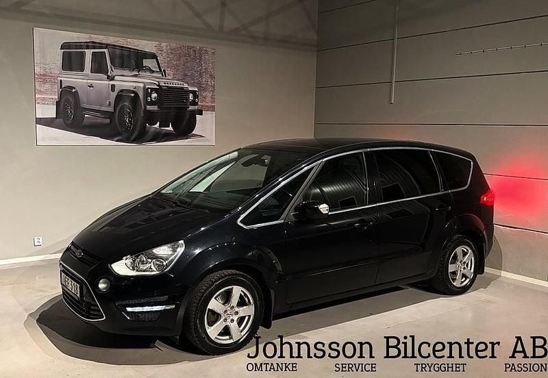 Svart Begagnad 2014 Ford S-MAX Business Edition Minibuss | 109 900 kr (Marknadspris) - Bild 1/4