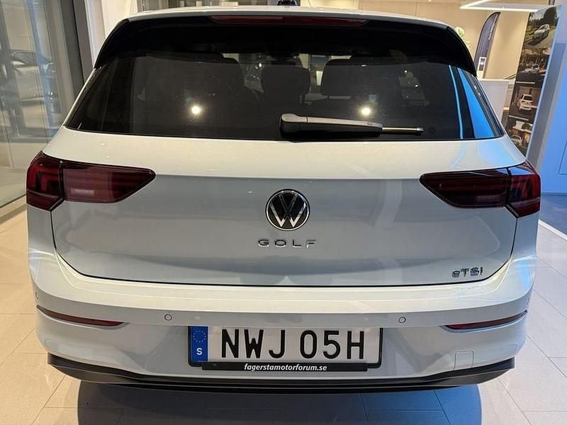 Ny VW Golf VIII Edition 151 HK (111 kW) 2025 Blå