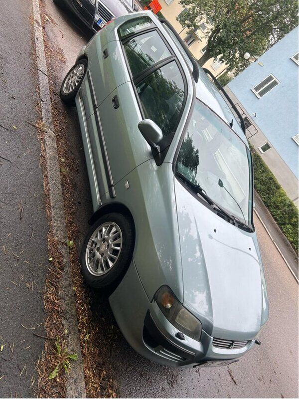Silver Begagnad 2003 Mitsubishi Space Star Kombi | 19 900 kr (Marknadspris) - Bild 1/4