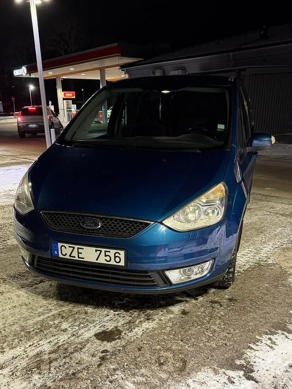 Begagnad Ford Galaxy 145 HK (106 kW) 2007 Minibuss