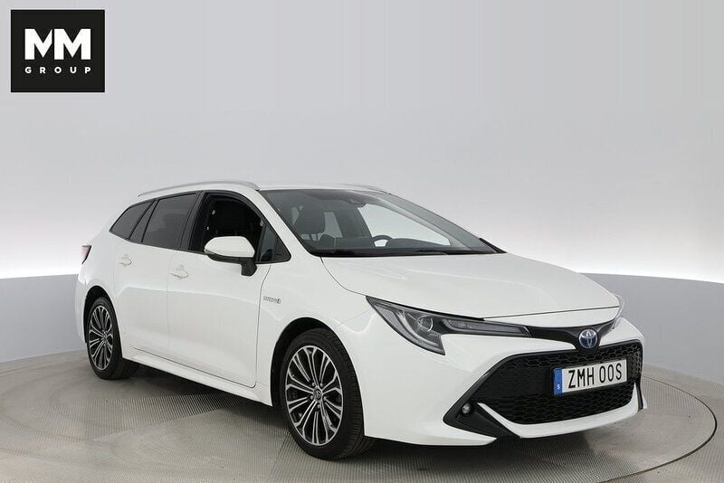 Vit Begagnad 2019 Toyota Corolla Style Kombi | 209 700 kr (Marknadspris) - Bild 1/4