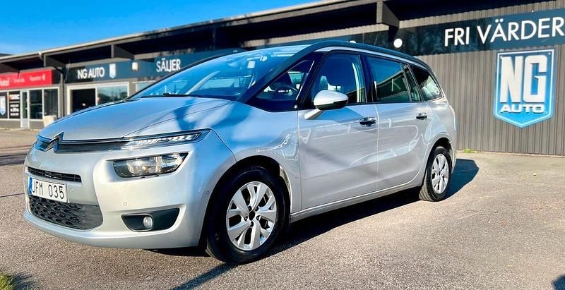 Silver Begagnad 2013 Citroën Grand C4 Picasso Minibuss | 99 500 kr (Lite dyr) - Bild 1/4