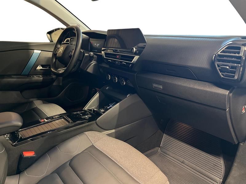 Begagnad Citroën e-C4 Shine 100 kW (137 HK) 2022 Grå