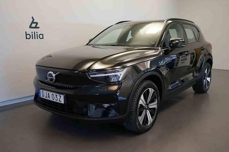 Svart Begagnad 2023 Volvo XC40 Single Motor SUV | 359 500 kr - Bild 1/1