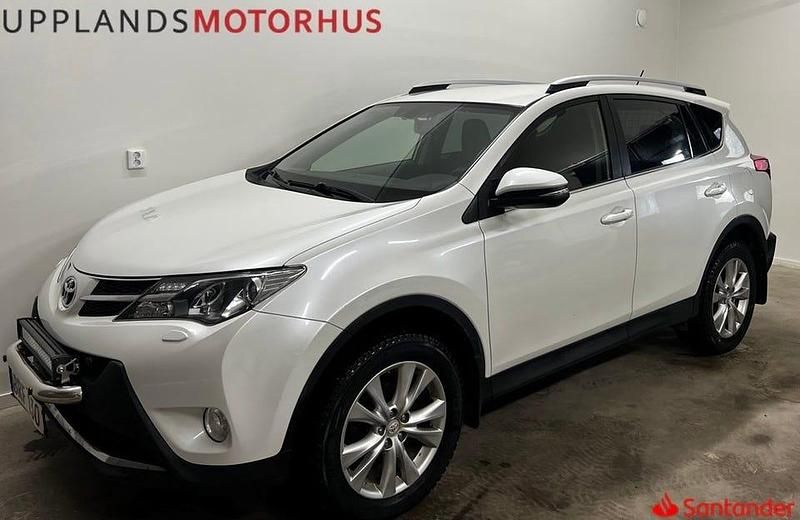 Vit Begagnad 2014 Toyota RAV4 SUV | 119 900 kr (Marknadspris) - Bild 1/4