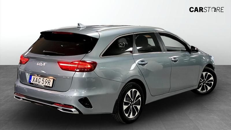 Begagnad Kia Ceed Sportswagon Advance 105 HK (77 kW) 2024 Grå Kombi