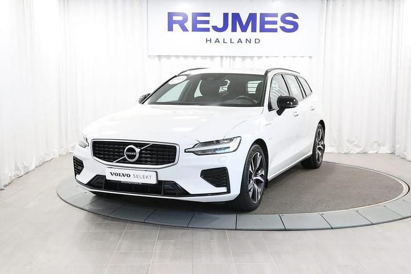 Begagnad Volvo V60 R-Design 344 HK (253 kW) 2020 Vit Kombi
