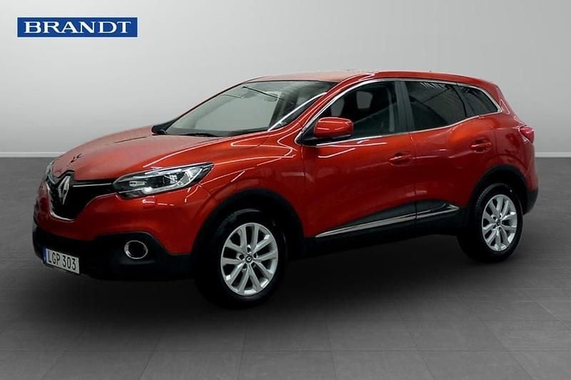 Röd Begagnad 2016 Renault Kadjar Zen SUV | 134 900 kr (Marknadspris) - Bild 1/4