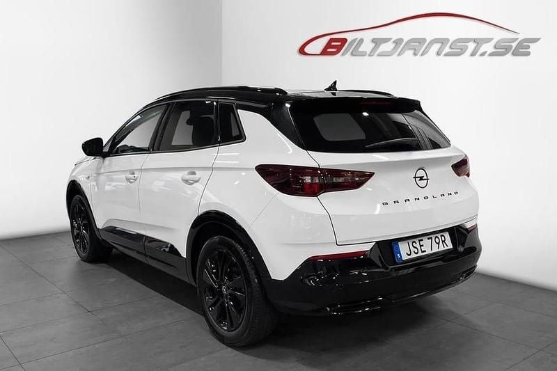Begagnad Opel Grandland X GS Line 132 HK (97 kW) 2023 Vit SUV