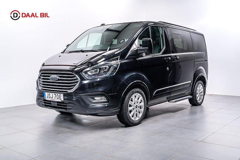 Begagnad Ford Tourneo 185 HK (136 kW) 2019 Svart Minibuss