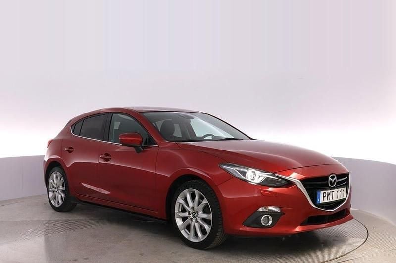 Röd Begagnad 2014 Mazda 3 Inclusive Halvkombi | 155 000 kr (Marknadspris) - Bild 1/4