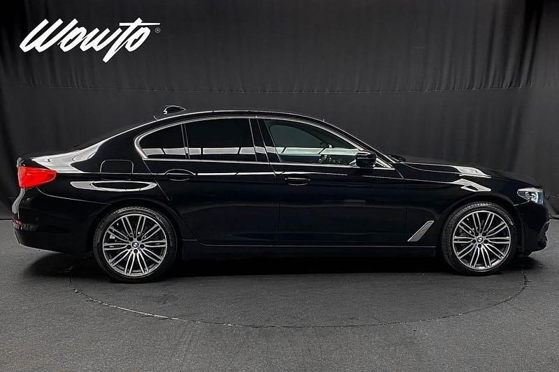 Begagnad BMW 530 iPerformance 252 HK (185 kW) 2020 Svart Sedan