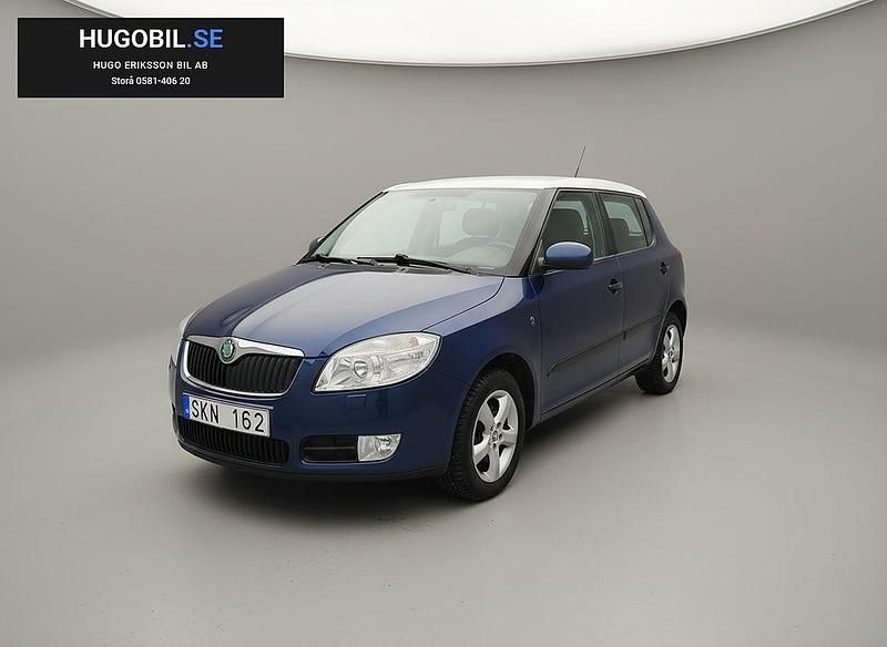 Begagnad Skoda Fabia 69 HK (50 kW) 2009 Mörkblå Halvkombi