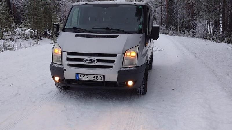 Silver metallic Begagnad 2011 Ford Transit T260 Minibuss | 38 500 kr (Marknadspris) - Bild 1/4