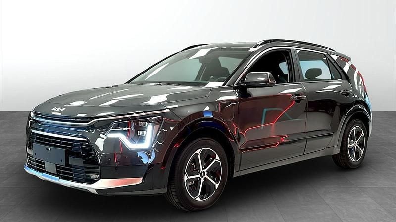 Grå Ny 2024 Kia Niro 2 SUV | 336 600 kr (Superpris) - Bild 1/4